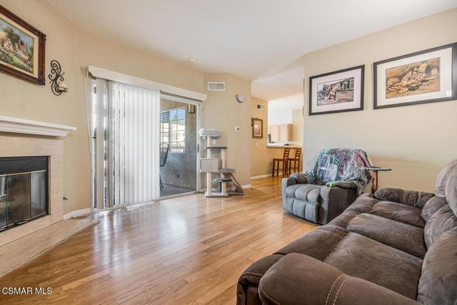 5782 Oak Bank Trail 103, Oak Park, CA 91377