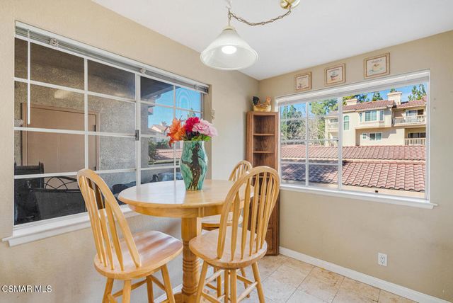 5782 Oak Bank Trail 103, Oak Park, CA 91377