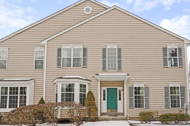 947 Huntington Drive, Fishkill, NY 12524