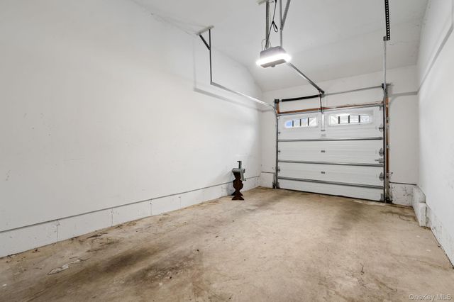 947 Huntington Drive, Fishkill, NY 12524