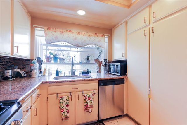 5086 Cinnamon, Irvine, CA 92612
