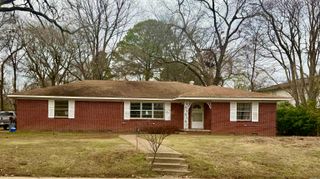 1311 Clifton Street, Conway, AR 72034