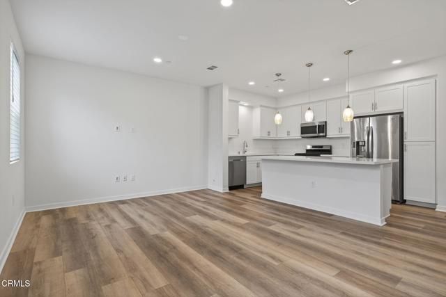 611 Winchester Drive, Oxnard, CA 93036