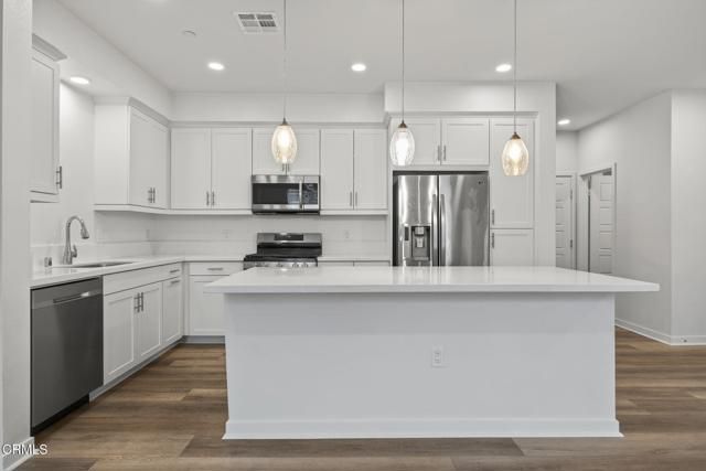 611 Winchester Drive, Oxnard, CA 93036