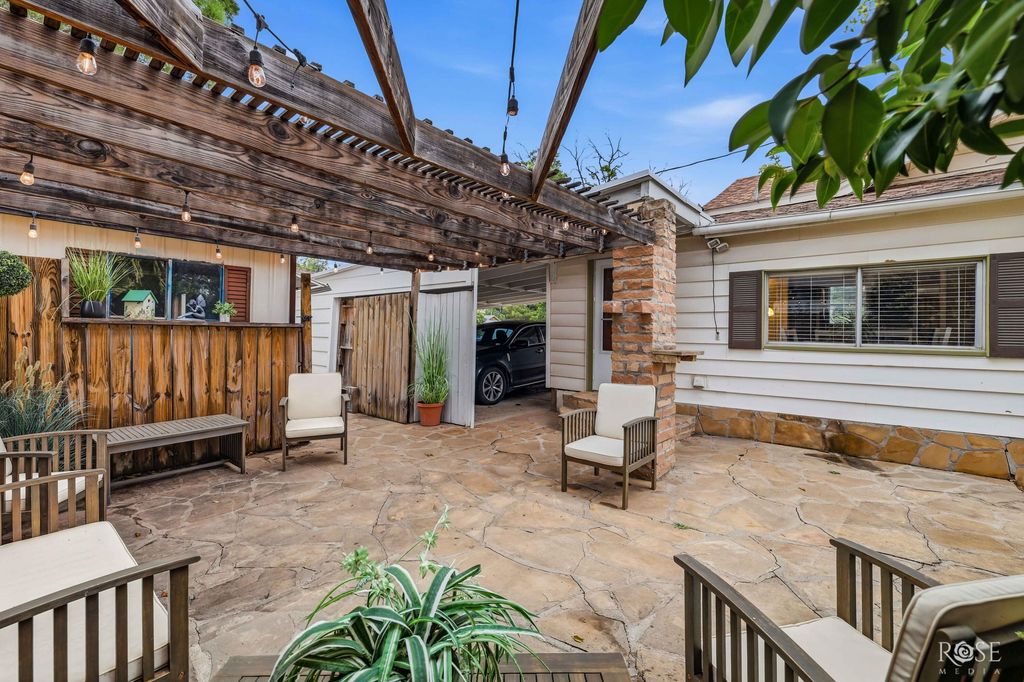 Image 31 of property listing at 1204 Ave D Ave D Avenue, Ozona, TX 76943