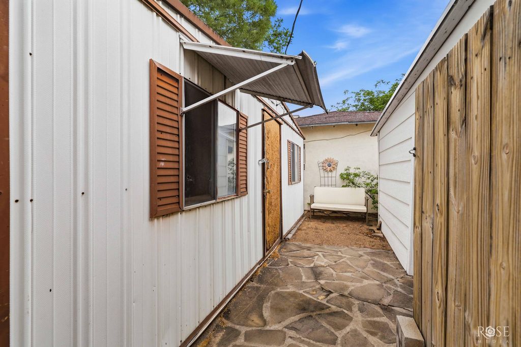 Image 32 of property listing at 1204 Ave D Ave D Avenue, Ozona, TX 76943