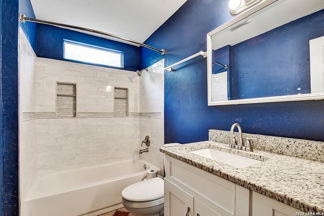 17111 IVY GRN, San Antonio, TX 78247