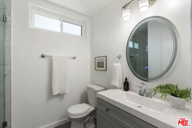 5055 Coldwater Canyon Avenue 219, Sherman Oaks, CA 91423