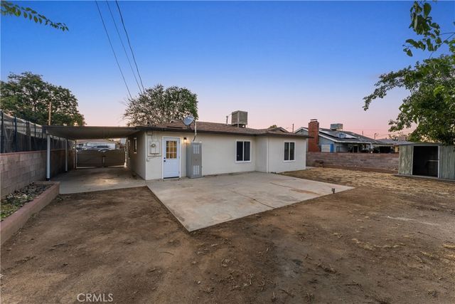 37862 11th E, Palmdale, CA 93550