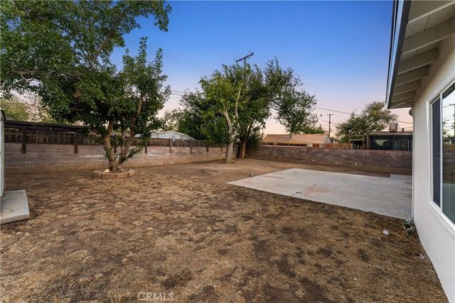 37862 11th E, Palmdale, CA 93550