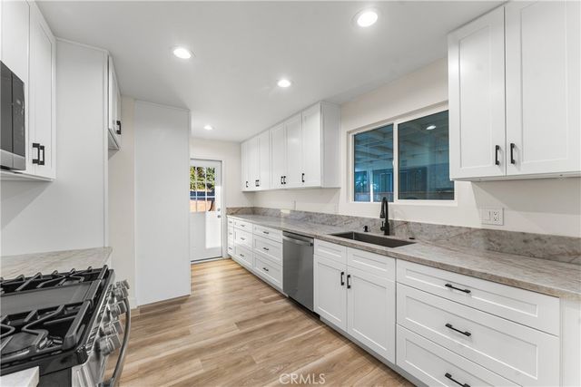 37862 11th E, Palmdale, CA 93550
