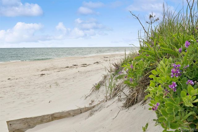281 Dune Road 17B, Westhampton Beach, NY 11978