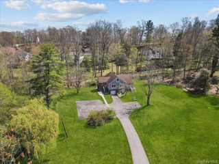 9 South Lane, Katonah, NY 10536