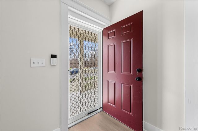 8103 E Canfield Street, Detroit, MI 48214