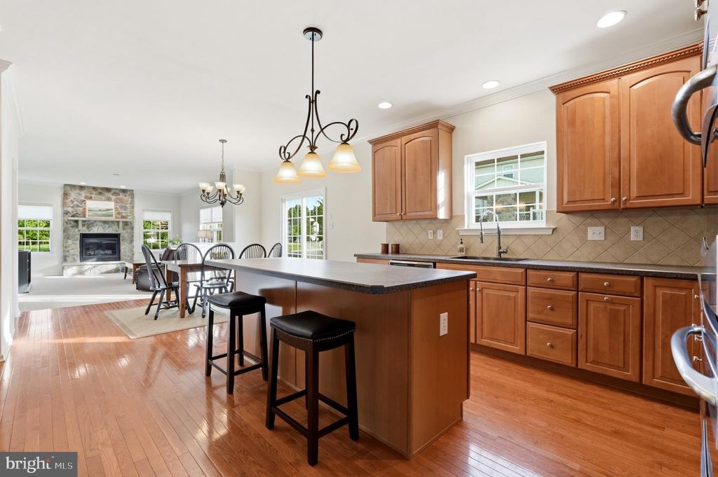 600 DETWEILER DR, PERKASIE, PA 18944 — photo 3