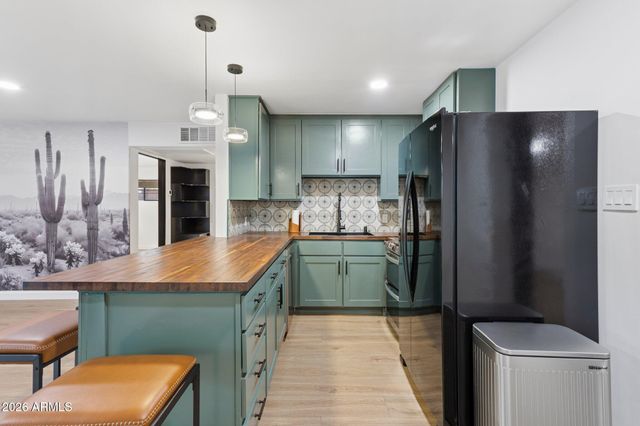 8015 E CORONADO Road, Scottsdale, AZ 85257