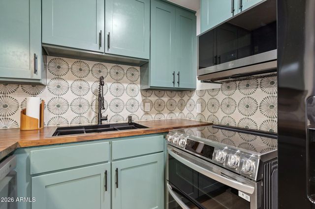 8015 E CORONADO Road, Scottsdale, AZ 85257