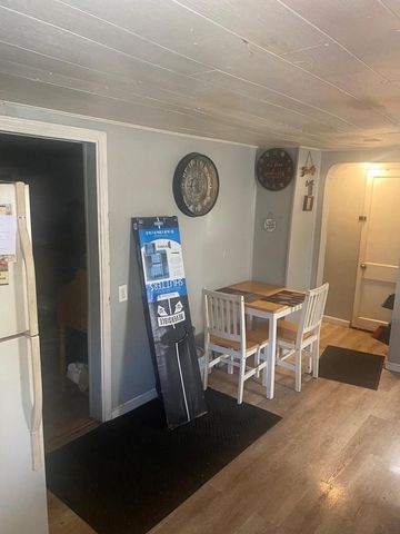 2562 S 68th STREET, Milwaukee, WI 53219