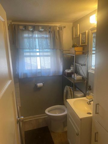2562 S 68th STREET, Milwaukee, WI 53219