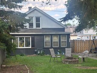 2562 S 68th STREET, Milwaukee, WI 53219