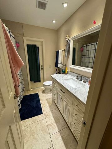 1726 NW 82ND Avenue, Coral Springs, FL 33071