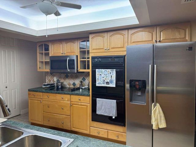 1726 NW 82ND Avenue, Coral Springs, FL 33071