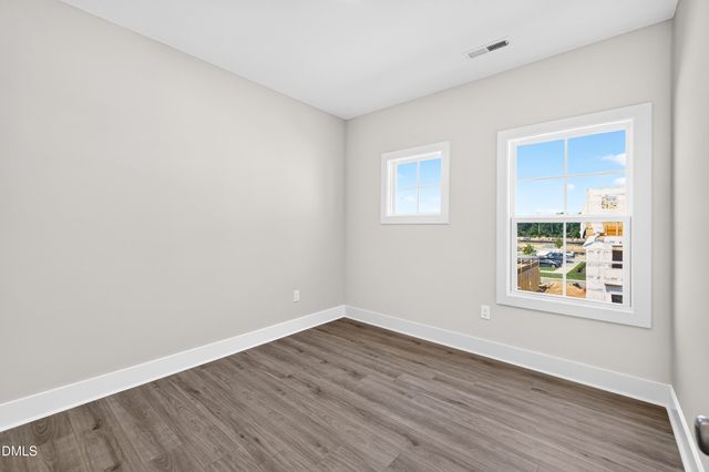 3007 White Rail Drive E, Fuquay Varina, NC 27526