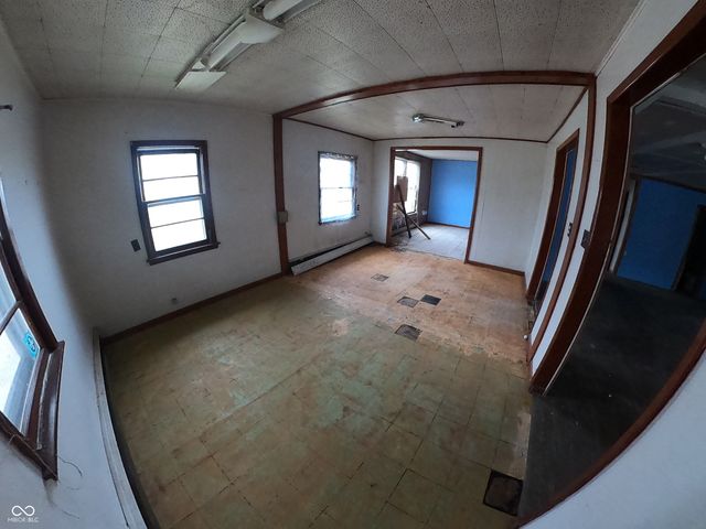 101-103 W Grant Street, Waldron, IN 46182