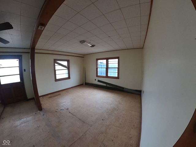 101-103 W Grant Street, Waldron, IN 46182