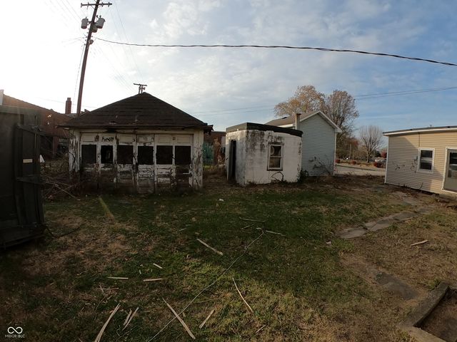 101-103 W Grant Street, Waldron, IN 46182