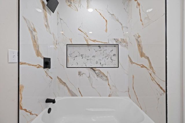 5771 N 97th STREET, Milwaukee, WI 53225