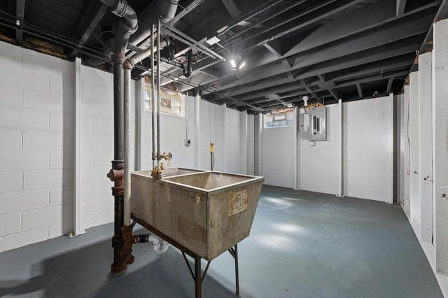 5771 N 97th STREET, Milwaukee, WI 53225