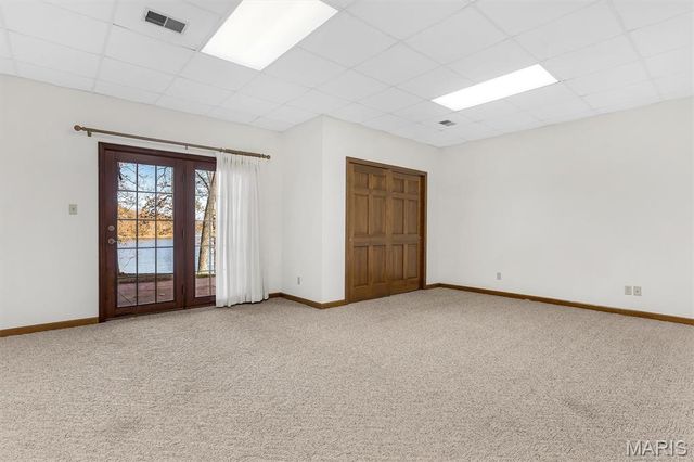 133 Pinnacle Point Drive, Hillsboro, IL 62049