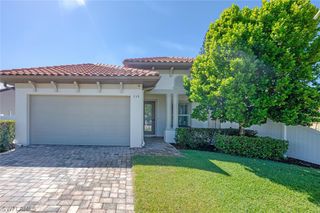 730 95th AVE N, Naples, FL 34108