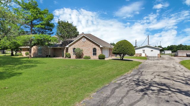 1815 Newport Road, Weatherford, TX 76086