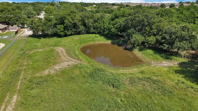 1815 Newport Road, Weatherford, TX 76086