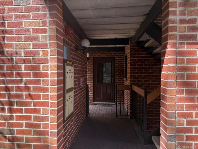 10 Bronxville Glen Drive 1, Bronxville, NY 10708