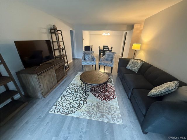 10 Bronxville Glen Drive 1, Bronxville, NY 10708