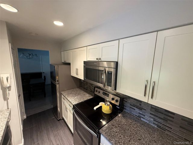 10 Bronxville Glen Drive 1, Bronxville, NY 10708