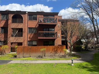 10 Bronxville Glen Drive 1, Bronxville, NY 10708