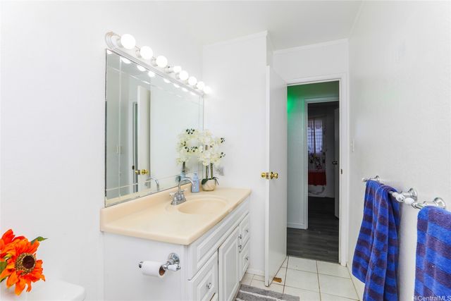 98-919 Noelani Street 70, Pearl City, HI 96782