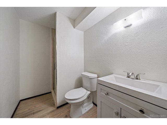 6305 W 6th Ave C21, Lakewood, CO 80214