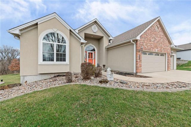 13175 Woodridge Drive, Platte City, MO 64079