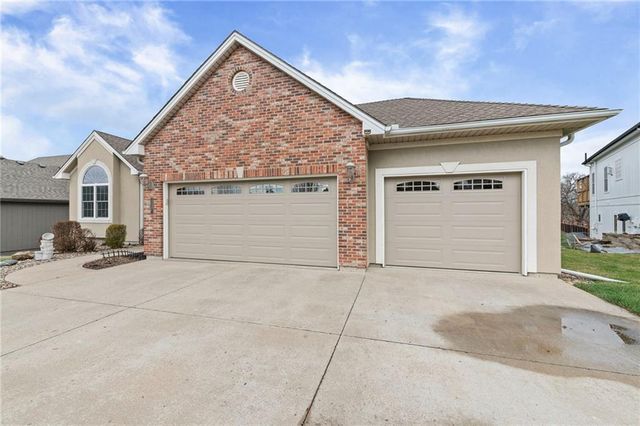 13175 Woodridge Drive, Platte City, MO 64079