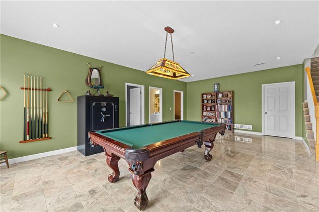 13175 Woodridge Drive, Platte City, MO 64079