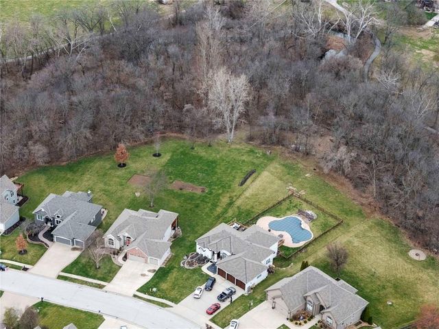 13175 Woodridge Drive, Platte City, MO 64079