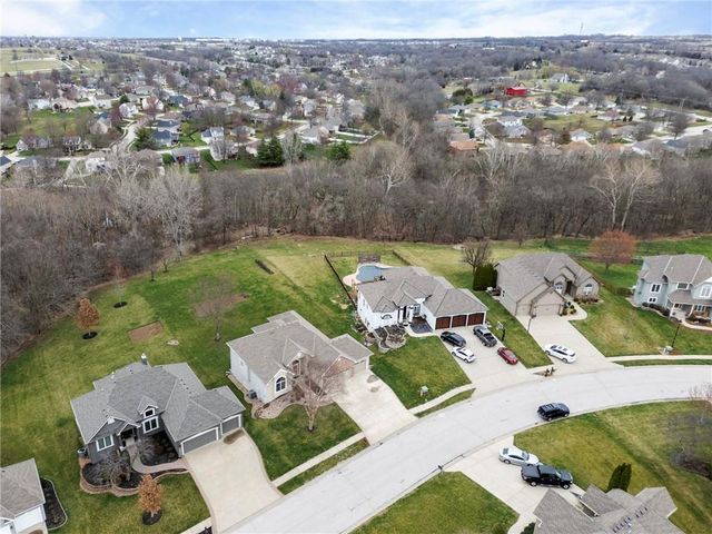 13175 Woodridge Drive, Platte City, MO 64079