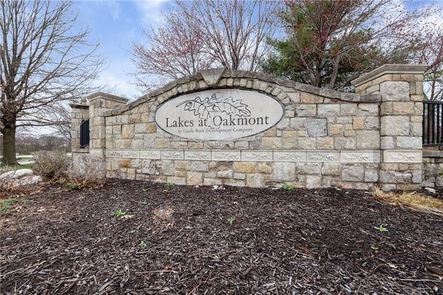 13175 Woodridge Drive, Platte City, MO 64079