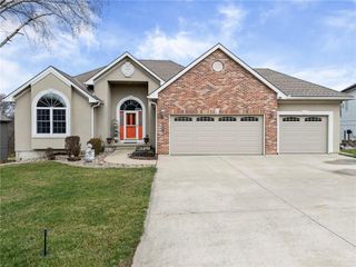 13175 Woodridge Drive, Platte City, MO 64079