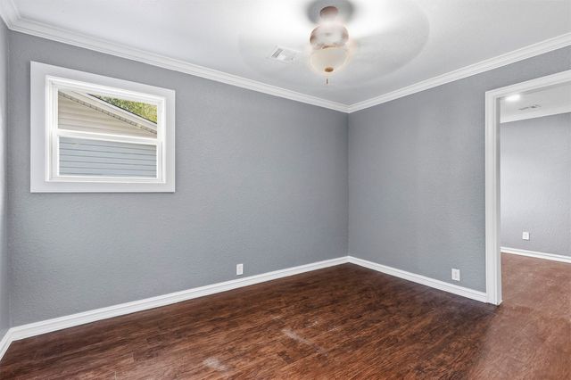2332 S Poplar Street, Sapulpa, OK 74066